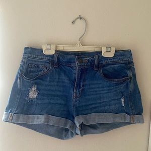 Old Navy Mid-Rise Boyfriend Jean Shorts